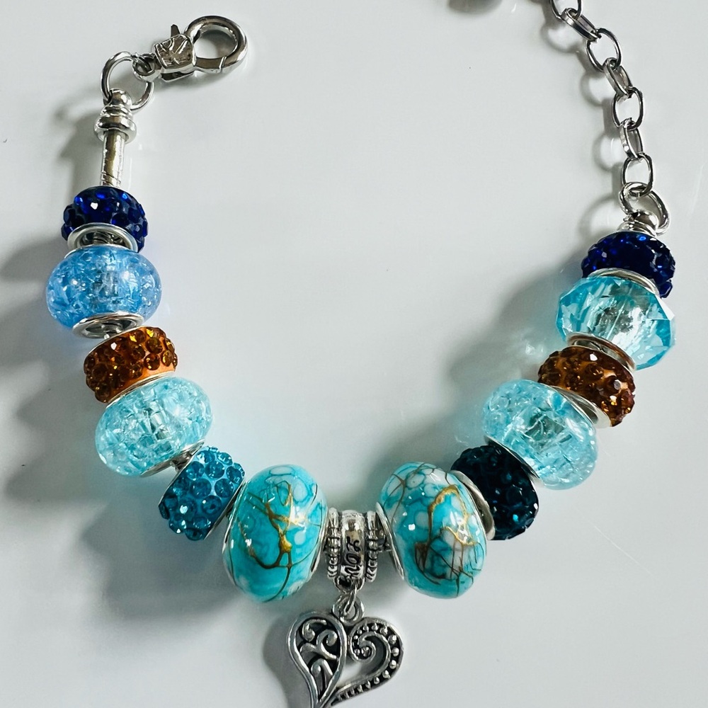 Elegant Beaded Bracelet with Heart Charm